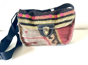 Bolso bandolera Kilim Design - lados de cuero únicos y hechos a mano y luz de refuerzo - Imagen 1 de 13