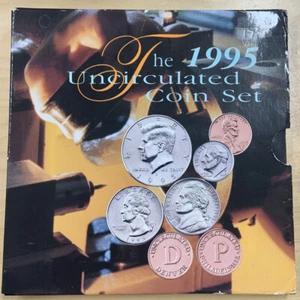 The 1995 P and D Uncirculated Coin Set - Picture 1 of 6