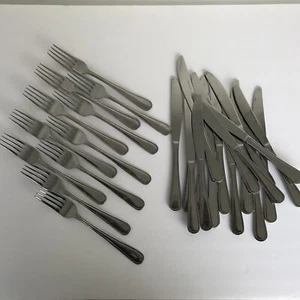 28 Pc Lot Stainless China Flatware 17 Dinner Knives / 11 Dinner Forks - Picture 1 of 7