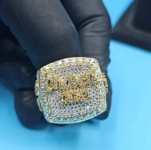 2.30Ct Round Cut Moissanite Custom Name Wedding Ring 14k Yellow Gold Plated - Bild 1 von 7