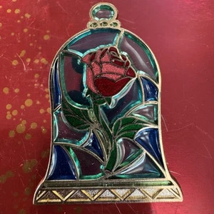 La Bella e la Bestia Spilla Rosa Incantata Belle Parchi Disney - Foto 1 di 1