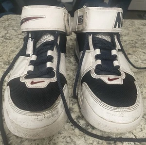 UOMO Taglia 10 - Nike Zoom LeBron 2 Retro 2022 USA - Foto 1 di 11
