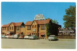 CAMDENTON MO 1950S AUTOS AT HARWOOD MOTEL VINTAGE ROADSIDE POSTCARD 070721 - Picture 1 of 2