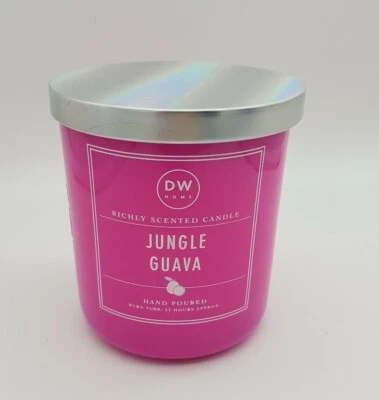 Vela DW Home JUNGLE GOIAVA frasco de 9,1 oz - Imagem 1 de 3