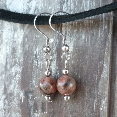 Piccoli orecchini in agata leggeri, acciaio inossidabile, handmade, pietra dura - Immagine 1 di 2