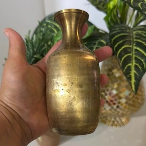 Antique Brass Gold Vase – Elegant Vintage Hollywood Regency - Picture 1 of 7