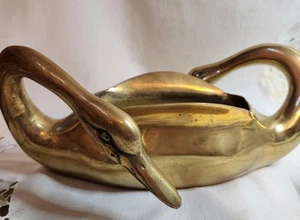 Vintage Messing große zweiköpfige Schwan Vogel Figur oder Übertopf - Bild 1 von 5