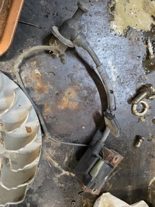 Bobina de encendido del motor en sentido horario Club Car Turf 2 Carryall 6 FE350 2000 buena - Imagen 1 de 1