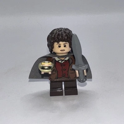 Frodo Baggins Gray Cape 9472 9470 79006  Lord of Rings Hobbit LEGO® Minifigure - Image 1 of 4