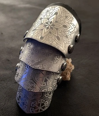 Articulated Armour Knight Ring Geometric Patterns - Image 1 of 4