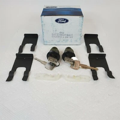Par de cilindros de cerradura de puerta Ford Aerostar 86-90 emparejados izquierda y derecha e6tz-9821984-h nos Foto 1 de 3