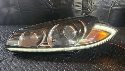 2012-15 Jaguar XF XFR Genuine Left (Driver Side) Bi-Xenon Headlight - Image 1 of 4