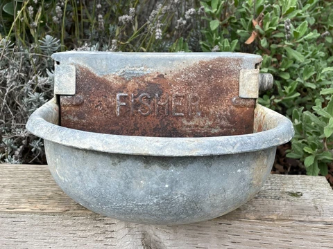 Vintage Fisher Galvanised Cattle Wall Water Trough Bird Bath Garden Planter Bowl Cover