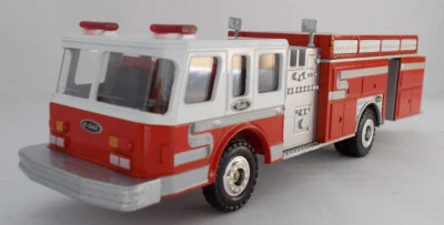 CONRAD - Camion de pompier de type américain Hush Pumper - 1/50 - CON5510 - Photo 1/4