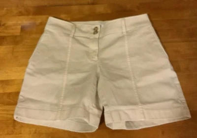 Pantalones Cortos para Mujer J. Jill Beige, Bolsillos Cortados Frente Plano Recto Informal Chino OP Foto 1 de 4