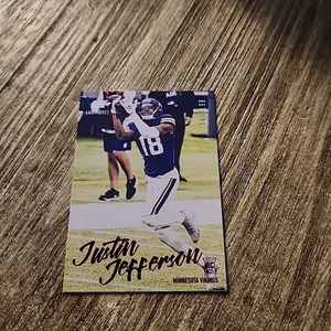 2020 Panini Chronicles Luminance Rookie Justin Jefferson #217 Red /199 Vikings - Picture 1 of 2