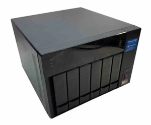 QNAP TVS-672XT 6-Bay NAS Storage Array with Drive Caddies - No HDD Included - Photo 1/4