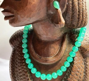 topmk-schmuck Collier, 375er/9kt, CHRYSOPRAS, AAA, 8 mm Kugeln. Ein Traum! - Bild 1 von 3