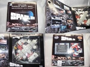 Space 1999 Mechanic Booster Eagle & Laser Tank Eagle Miracle House Deluxe Set
