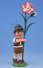 Blumenkind Junge mit Nelke 11cm von Hubrig neu 308h0002