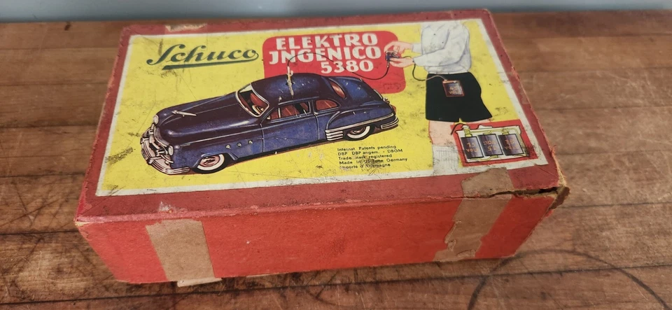 Coche de hojalata con control remoto Schuco Elektro Ingenico 5380 con caja original Foto 1 de 4