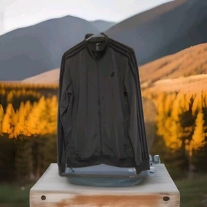 Adidas Giacca Uomo Warm-Up 3 Strisce Track Grigio/Nero Taglia Media Full Zip Nuova con etichette - Foto 1 di 10
