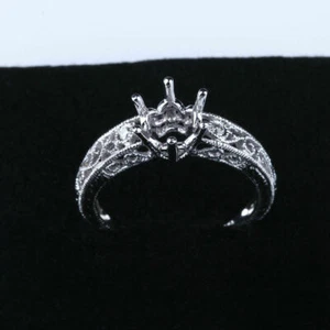 Anello di fidanzamento in argento sterling 925 6,5 mm taglio tondo semimontato vera moissanite - Foto 1 di 8