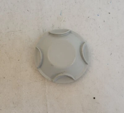 2017 2018 2019 NISSAN ROGUE HEADLIGHT LIGHT BULB COVER CAP. - Image 1 of 4