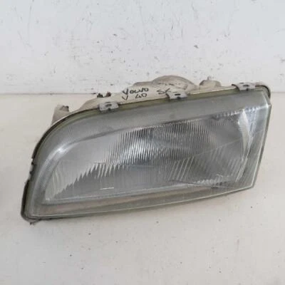 Headlamp lh 145561-00 for VOLVO V40 1995-2004 used (58236) Foto 1 de 3
