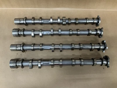 Juego de 4 árboles de levas originales Ford Mustang GT 5.0 2018-2023 admisión + escape Foto 1 de 4