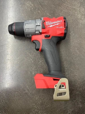 Broca/driver Milwaukee 2804-20 martelo somente ferramenta  - Imagem 1 de 4