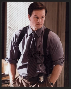 MARK WAHLBERG The Departed Signed Autographed 8 x 10 Photo - BAS not PSA - Picture 1 of 2