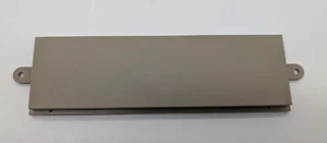 Amiga 2000 ⌨️ Gehäuse Blende 5,25" inkl. Schrauben ⭐original Commodore - Bild 1 von 2