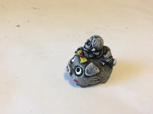 PIG FIGURINE NEW - Picture 1 of 4