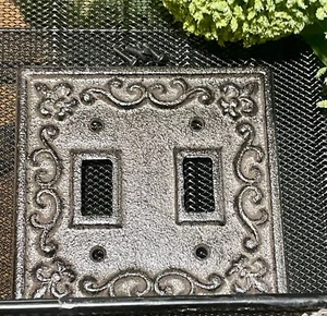 Victorian black Tudor Gothic Cottage cast metal 2 light dual toggle switch plate - Picture 1 of 14