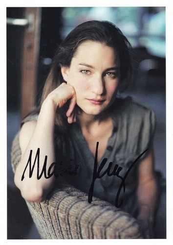 Actor Marie LEUENBERGER 2010s Portrait Color Caspar Autograph Card ...