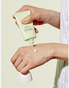 Shiseido Waso Color Smart Day Moisturizer Oil Free SPF 30 Sunscreen 50ml 1.9 oz - Picture 1 of 7