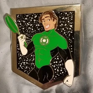 Disney Tangled Flynn X DC Justice League Green Lantern Fantasy Leuchtnadel - Bild 1 von 4