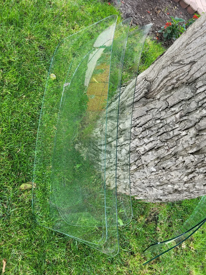 Heckscheibe Trabant 601 Limousine - Bild 1 von 1