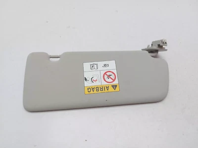 RENAULT MEGANE MK4 PARASOL DELANTERO IZQUIERDO LADO DEL PASAJERO LADO CERCANO 2018 Foto 1 de 4