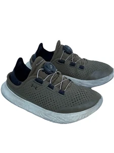 NWOB Boys Size 4 M Under Armour SlipSpeed Unisex Running Shoes Green Lace Up - Picture 1 of 11