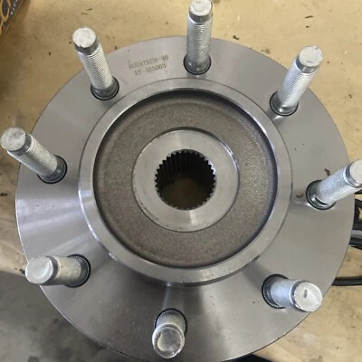 2000-2002 Dodge Ram 2500-3500 Front Wheel Bearing Hub Assembly - Image 1 of 4