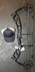 Elite Archery Terrain Compound Bow 70# Black Right Hand New - Picture 1 of 3