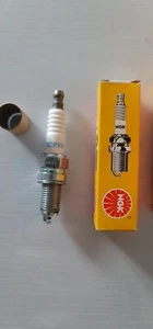 CANDELA NGK DCPR8E 4179solid NOTTOLINO FISSO DUCATI HYPERMOTARD1100 MONSTER 1100 - Foto 1 di 4