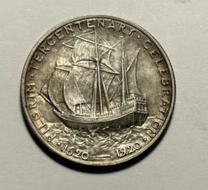 1920 PILGRIM COMMEMORATIVE HALF DOLLAR AU - Picture 1 of 2