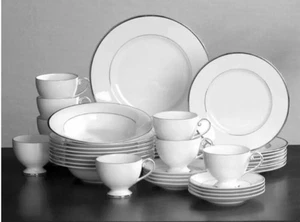 Mikasa Cameo Platinum 40 piece White Porcelain Dinnerware Set Service for 8 NEW - Picture 1 of 5