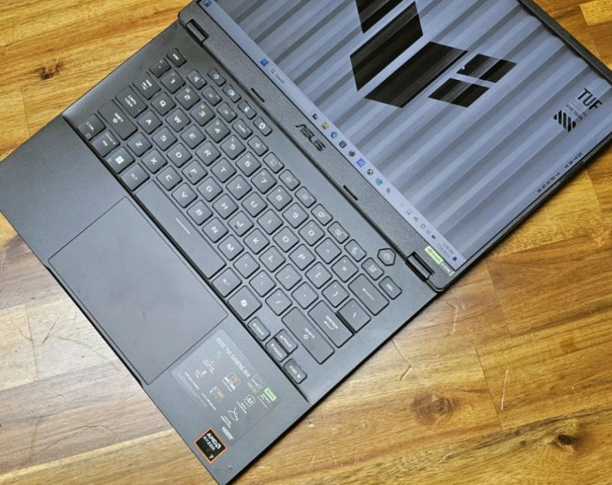 ASUS TUF Gaming A14 14" FA401UM-RG007 / FreeDOS RTX5060 32GB/1TB Ryzen7 260 - Image 1 of 1