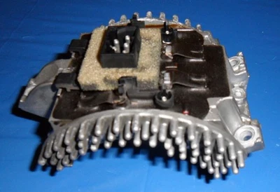 Unidad de control de resistencia soplador calentador BMW E38 740i, 740iL, 750iL Foto 1 de 4