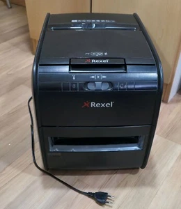 REXEL AUTO+ 60X Aktenvernichter Shredder Cross Cut 30 Blatt Einzug 15L - Bild 1 von 4