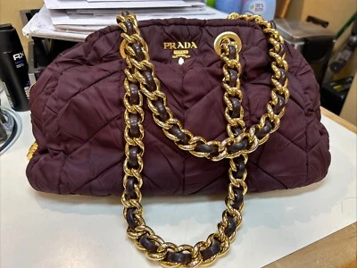Borsa a tracolla Prada Milano Tessuto Chevron Catena Cerniera Nylon Borgogna - Immagine 1 di 4